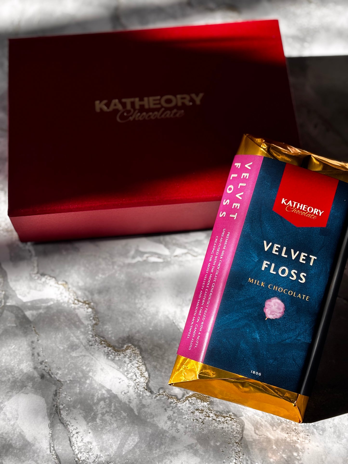 Velvet Floss - Milk Chocolate Bar (180g)